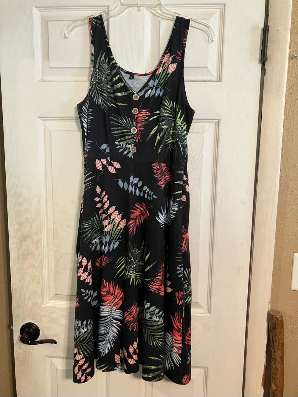 Women’s Black Tropical Print Sleeveless Dress Size M Lightweight Event Flowy